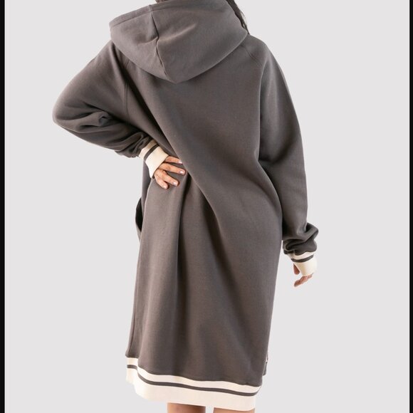 "Real Catch" Lobster Long Hoodie – Cozy & Fun Loungewear 🦞 - Picture 2 of 7